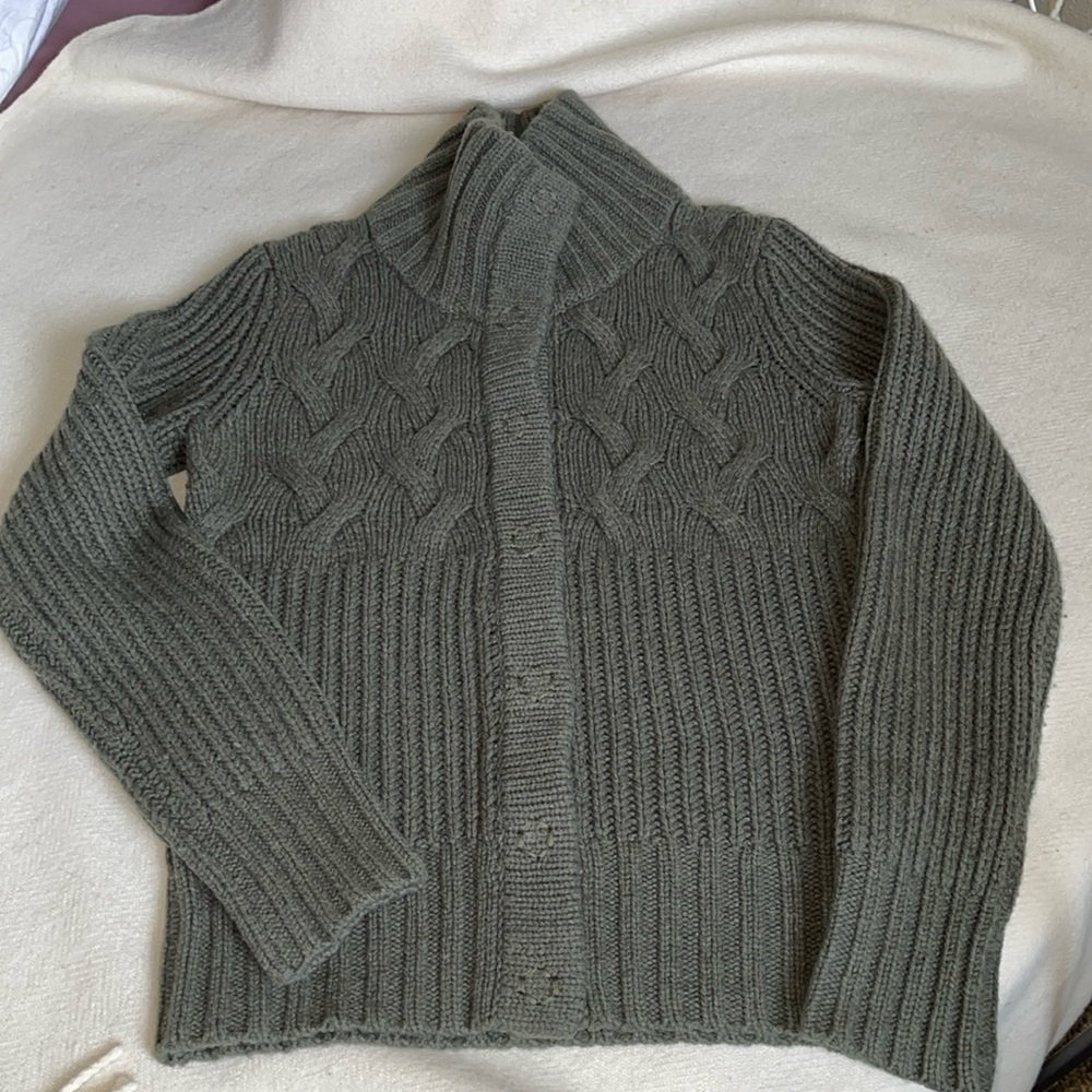 Boss Orange Hunter Green 100% Wool Cardigan Sweater Top EUC Sz Small